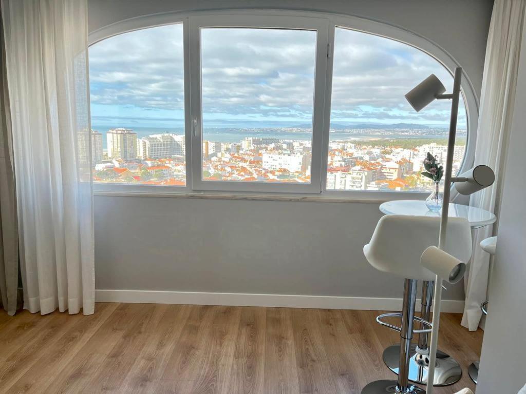 T2 Com Uma Vista Deslumbrante Sobre O Atlantico! Apartment Коста да Капарика Екстериор снимка