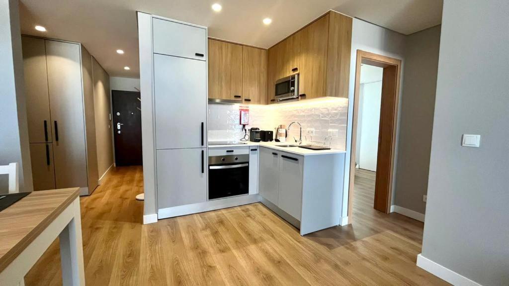 T2 Com Uma Vista Deslumbrante Sobre O Atlantico! Apartment Коста да Капарика Екстериор снимка
